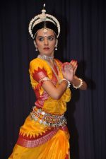 Giaa Singh rehearses Odissi dance in Mumbai on 3rd Oct 2013 (24).JPG